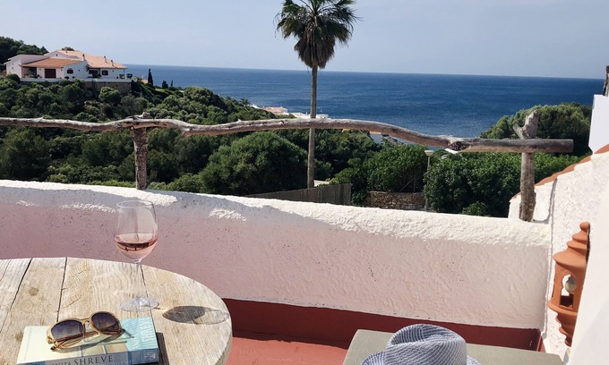 Binibeca House | Villa Hibiscus - sea view, private pool, close to beach & restaurants, AC & wifi