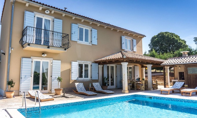 Smoljanci Villa | Villa Histria Relax for 8 people in Central Istria with sea view and children playground