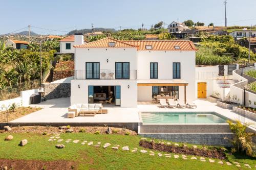 Tabua Villa | Villa Horizonte Azul by HR Madeira