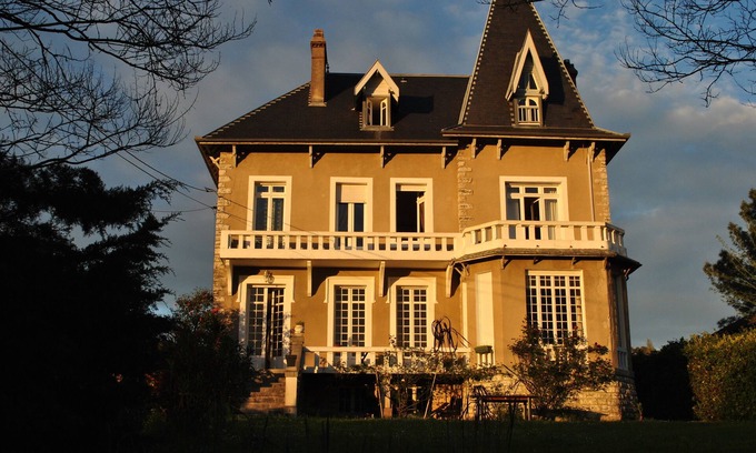 Salies-de-Bearn House | Villa Hortebise large house of charm and elegance, family vacation