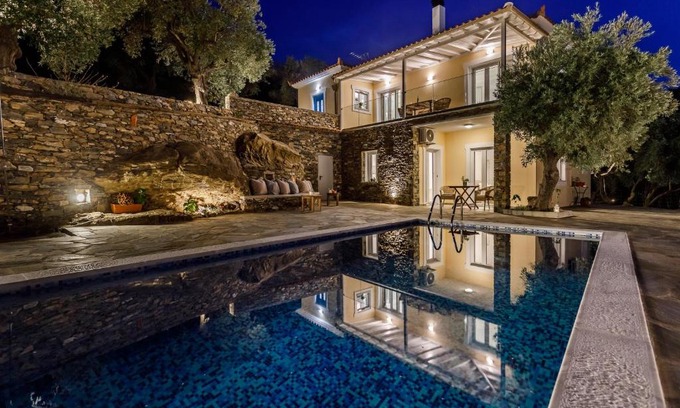 Skopelos Villa | VILLA IFIGENEIA SKOPELOS με πισίνα και υπέροχη θέα