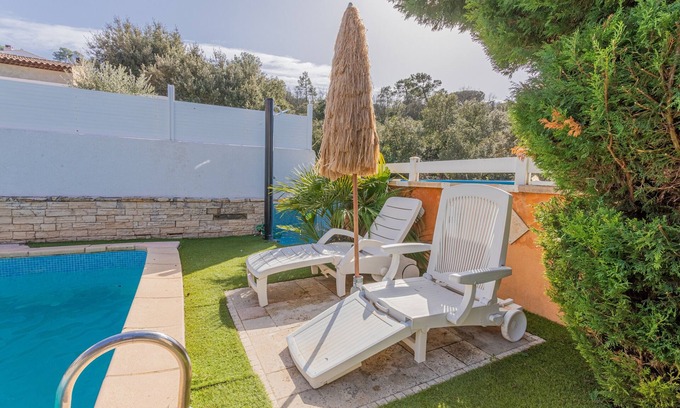 Cabasse Villa | Villa 'Igor' with Mountain View, Private Pool and Wi-Fi