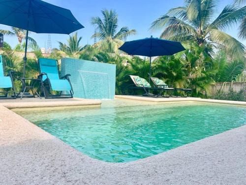 San Francisco House | Villa Iguana #5 Private beach house with a pool in San Pancho