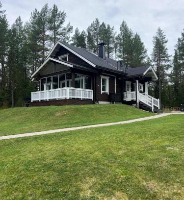Jormua Ski Chalet | Villa Ihanus 100 m2 ja rantasauna järven rannalla