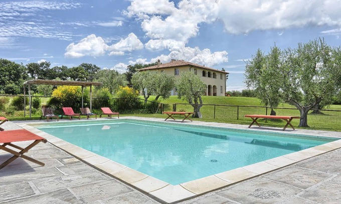 Cecina Villa | Villa Il Meluccio 12+2, Emma Villas