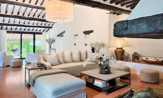 Castellina in Chianti Villa | Villa in Castellina w. Pool, Garden & Winery