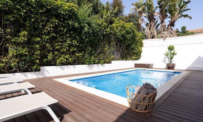 Urbanizacion Costabella Villa | Villa in Marbella near Beach