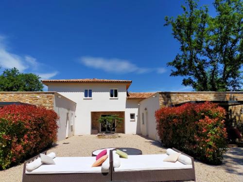 Montauroux Villa | Villa in Montauroux with Pool and Hill Views, cleaning included