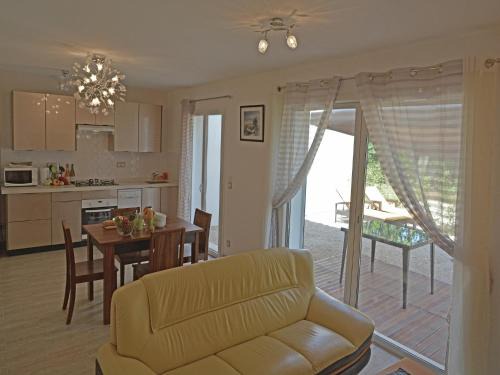Montauroux Villa | Villa in Montauroux with Pool and Forest Views, cleaning included