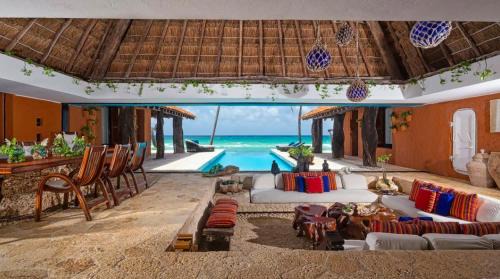 Playacar Fase I Villa | Villa in Playacar Beach - Ultimate Luxury - Large Groups & Meal Packages