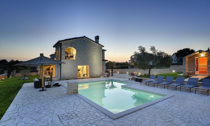Rovinjsko Selo Villa | Villa in Rovinj with Pool and Sauna