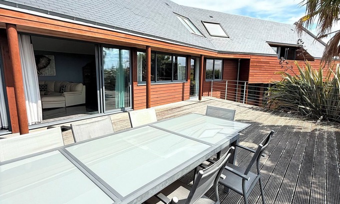 Plouhinec House | villa in the Finistère department for 8 people with private pool seaside beach