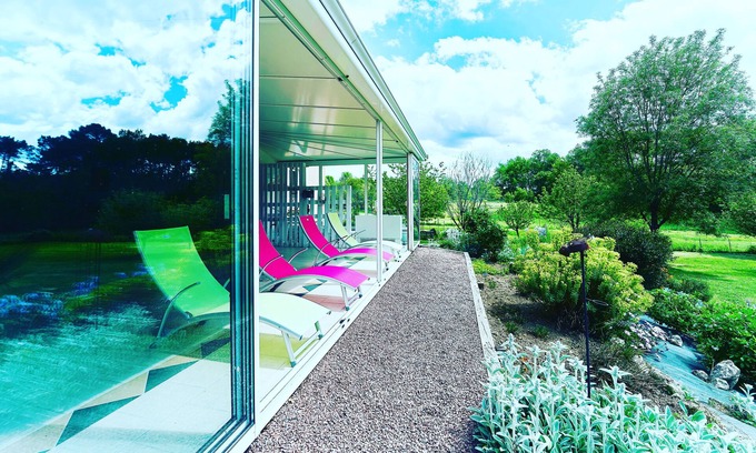 Puynormand Villa | VILLA, INDOOR POOL, NEAR SAINT-ÉMILION/BORDEAUX, IDEAL FOR FAMILY.