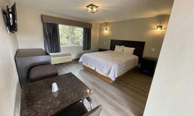 Southwest Anaheim Hotel | Villa Inn Anaheim