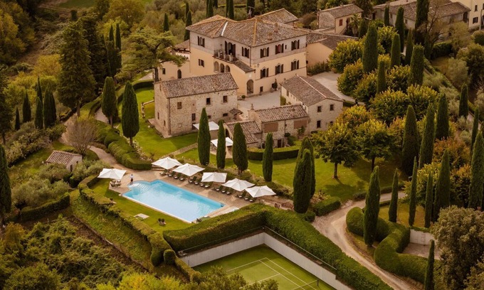Colle di Val d'Elsa Villa | Villa Isaia 31 Stunning villa medieval borgo with p/pool and tennis