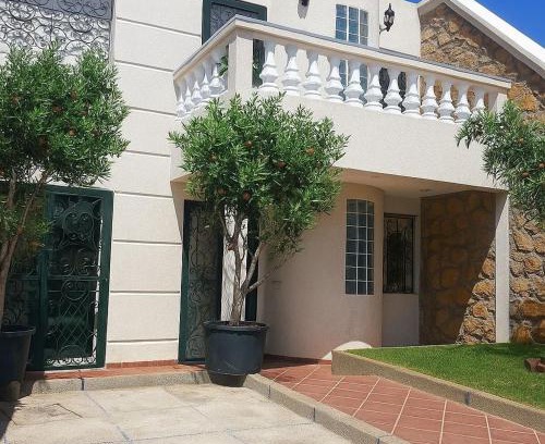 Tamariss Villa | Villa Jacuzzi à 200m de la plage Tamaris