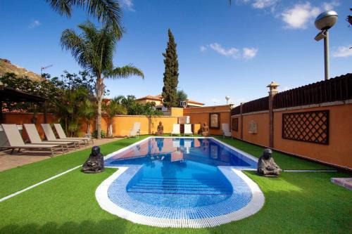 Cho Villa | Villa Jardín de Buda