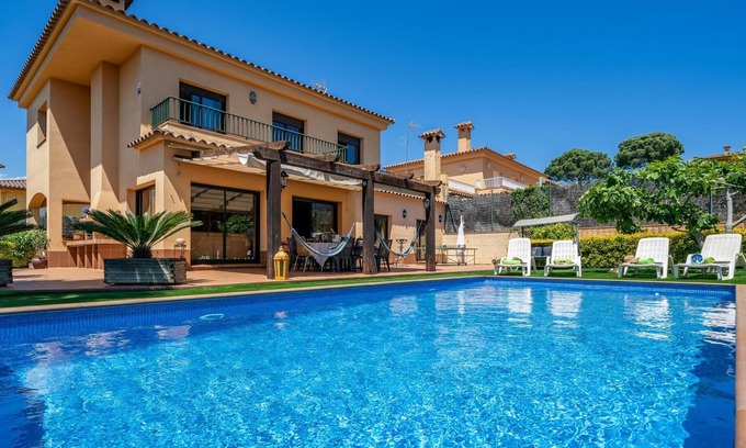 Condado del Jaruco House | VILLA JARUCO LUX, SWIMMING POOL, NETFLIX, RELAX AND COMFORT