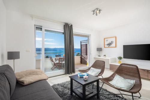 Mimice Apartment | Villa Jolara With Heated Pool - Deluxe Apartment 11