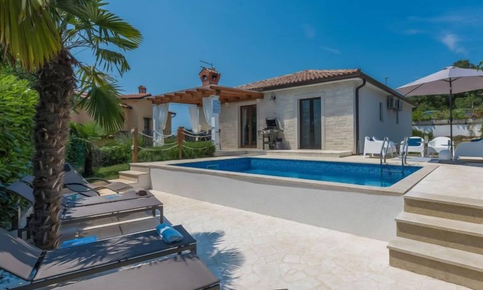Nova Vas House | Villa Joy by Interhome