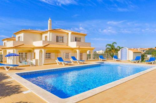 Castelo Villa | Villa Judite
