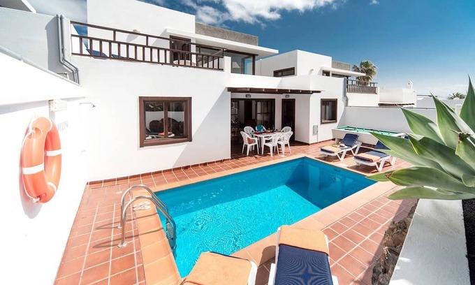 Los Mojones Villa | Villa Julianne 3: Heated Private Pool, Walk to Beach, A/C, WiFi