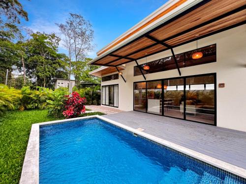 Puerto Viejo de Talamanca Villa | Villa Julio