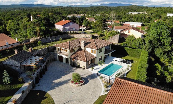 Mucici Villa | Villa Karla in Mučići - Haus für 6-8 Personen