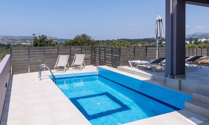 Filaki Villa | Villa Karouzo- With Private Pool