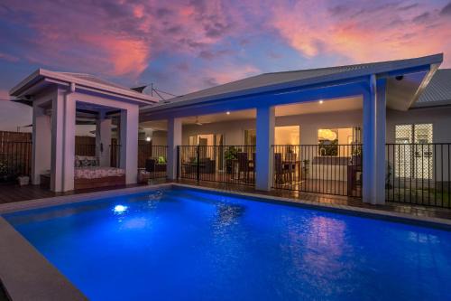 Trinity Beach House | Villa Kelurga Trinity Beach Family and Pet friendly