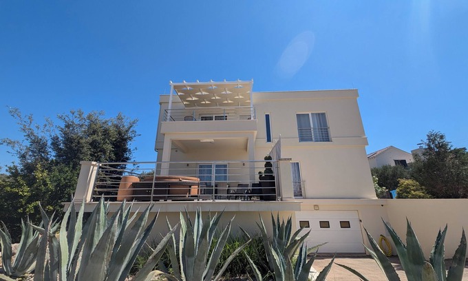 Lumbarda Villa | Villa Kora 1 - Luxury Holiday Home - Apartment Sea