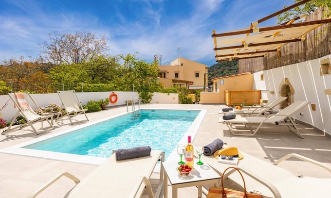 Kare Villa | Villa Koupos - Three Bedroom Villa, Sleeps 6