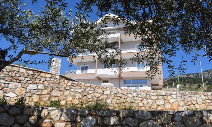 Himare Apartment | Villa Kristina