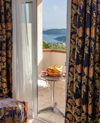 Boreti Hotel | " Villa Kruna Lux "
