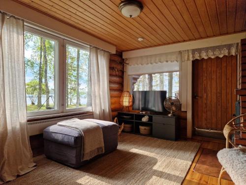 Pieksamaki Ski Chalet | Villa Kummunniemi