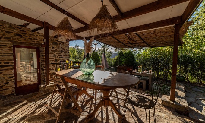 Montferrer Villa | Villa 'La Finca' with Private Pool, Private Terrace and Wi-Fi