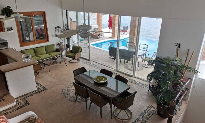 Boca de Tomatlan House | Villa la lancha on the beach