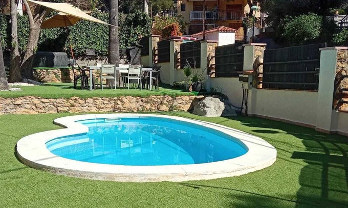 Tamarit Villa | Villa 'La Mora and Pool Oasis' with Sea View, Wi-Fi and Air Conditioning