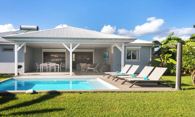 Dunoyer House | Villa La Perle with private pool