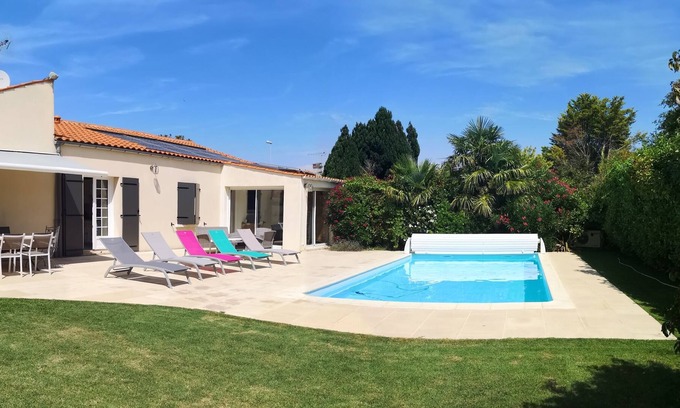 Perigny Villa | Villa La Rochelle Périgny with pool Heated
