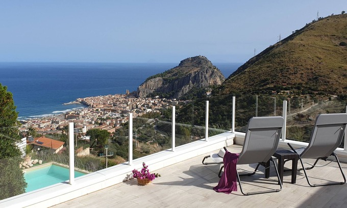 Cefalu Villa | Villa la Vista - up to 10 pax