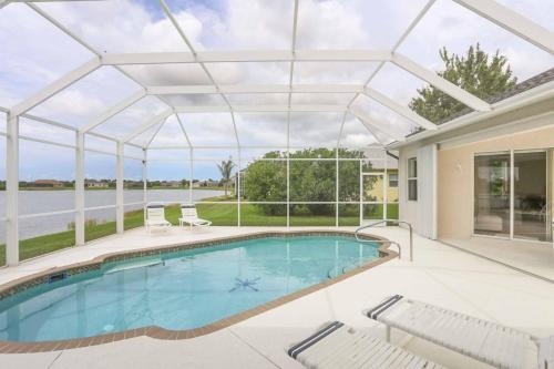 Englewood East Villa | Villa Lake Sunset
