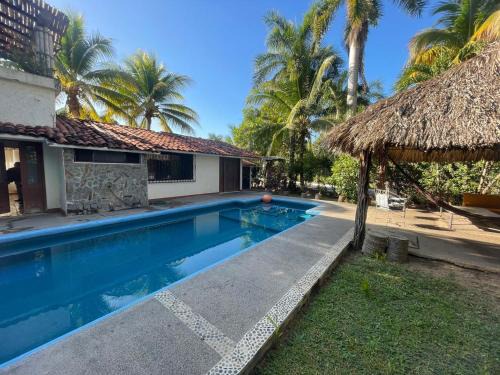 Ixtapa House | Villa Las Garzas