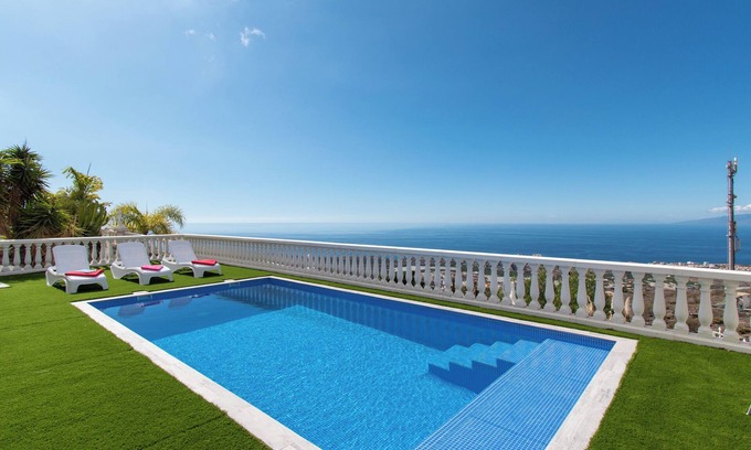 Armenime Villa | Villa Las Vistas Alta. Wonderful 3 Bedroom Villa