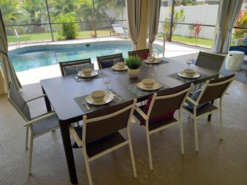 Pelican House | Villa Lena