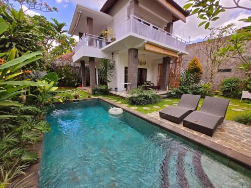Kedewatan Villa | Villa Logangin