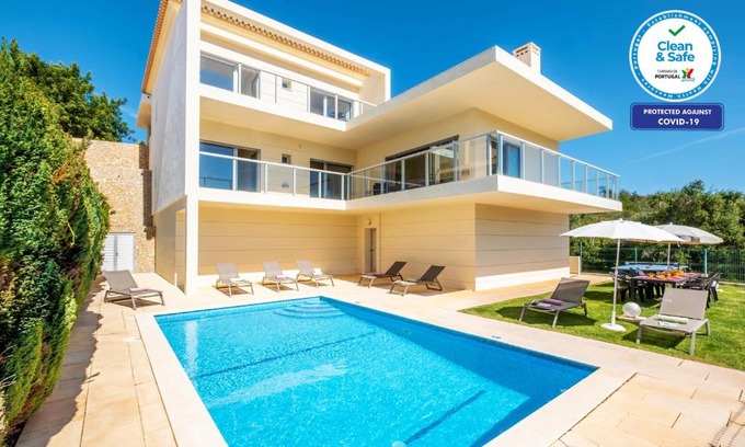 Cerro de Aguia Villa | Villa Los Roques