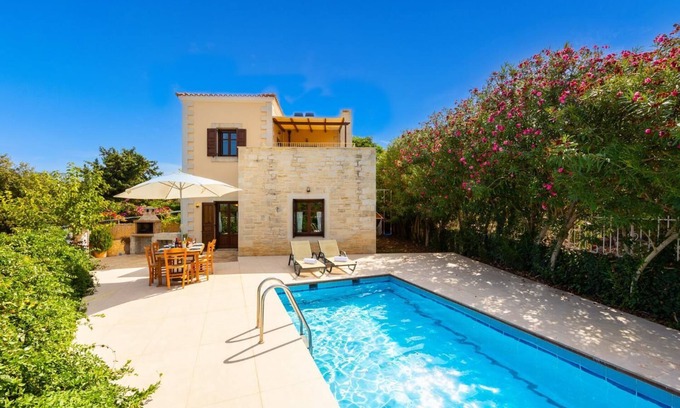 Atsipópoulon Villa | Villa Lotus - Three Bedroom Villa, Sleeps 8