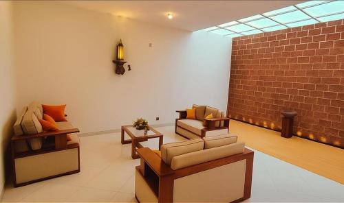 Seeduwa - Katunayake Villa | Villa Lovi Tree