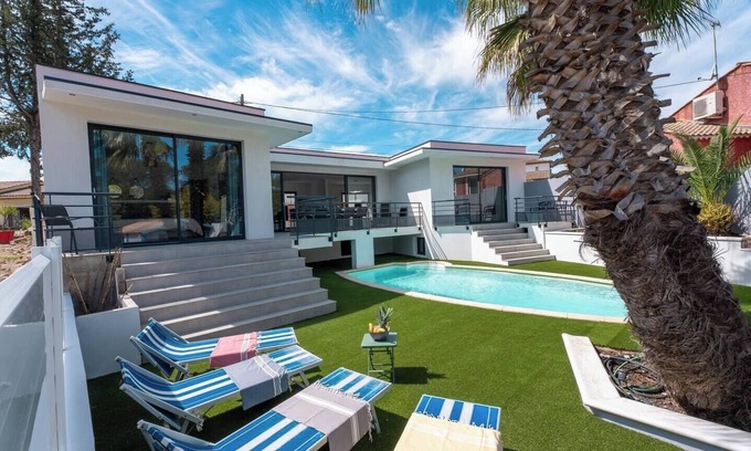 La Bouverie House | Villa Luxe & Eco - Dream and Nature Pool and Spa